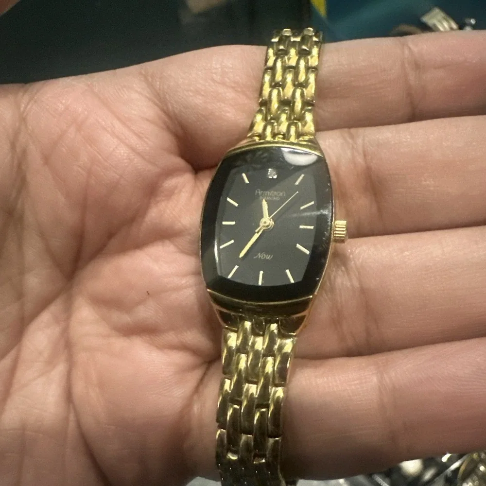Working Armitron Now Ladies Watch Gold With Black Dial 21mm Fit 7.5in Steel Runs